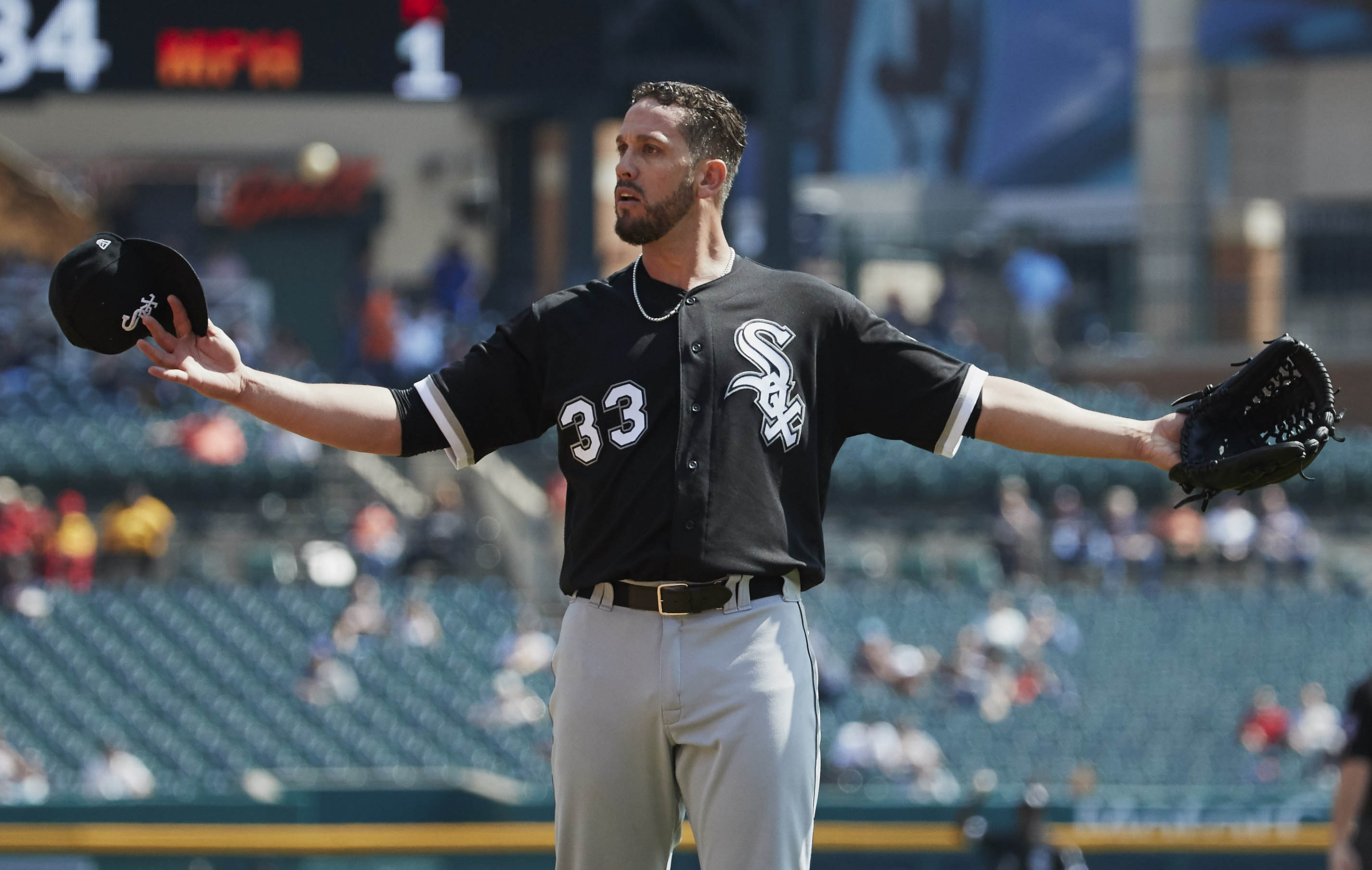 Sep 14, 2017; Detroit, MI, USA; Chicago White Sox starting pitcher James Shields (33) reacts to a play in the first inning against the Detroit Tigers at Comerica Park. Mandatory Credit: Rick Osentoski-USA TODAY Sports